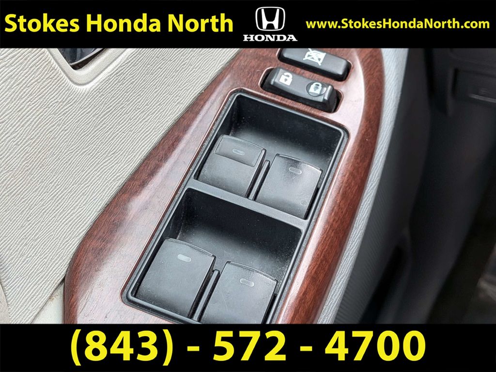 Used 2013 Toyota Sienna Van