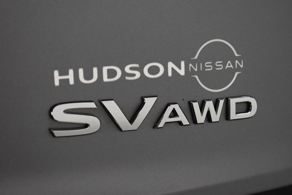 Thumbnail: 2023 Nissan Rogue - 9