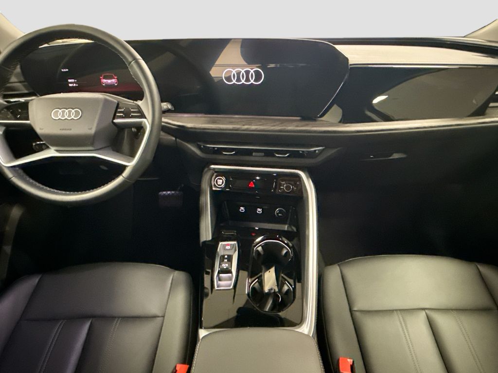 Thumbnail: 2025 Audi Q5 - 13