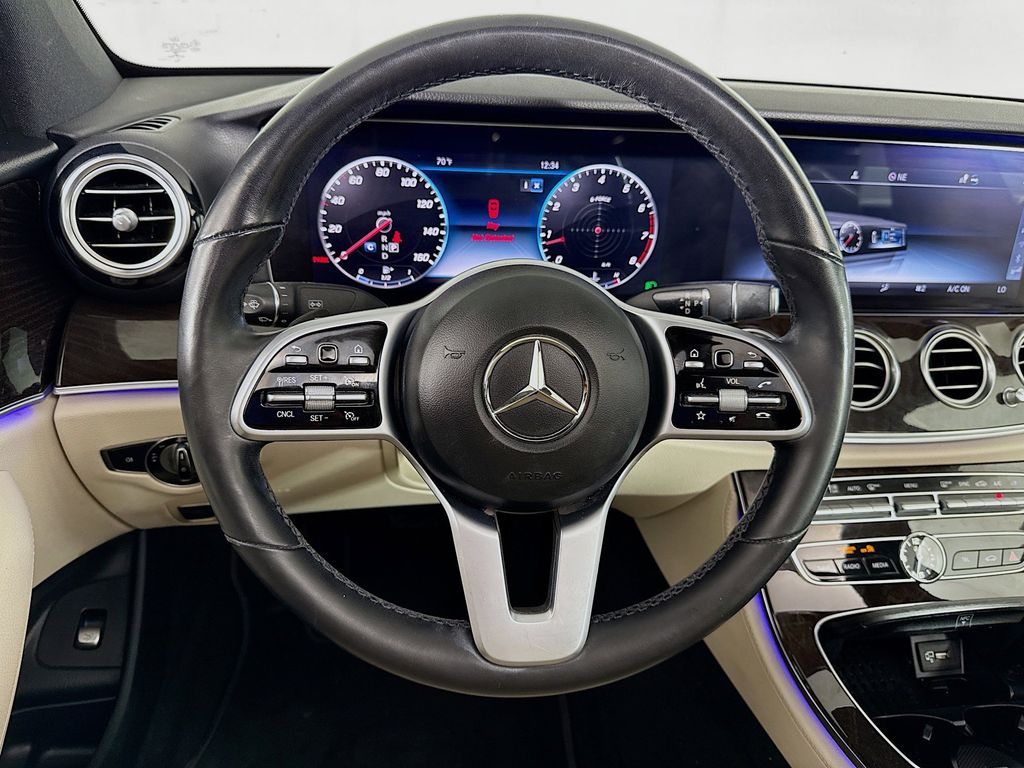 Thumbnail: 2019 Mercedes-Benz E-Class - 11