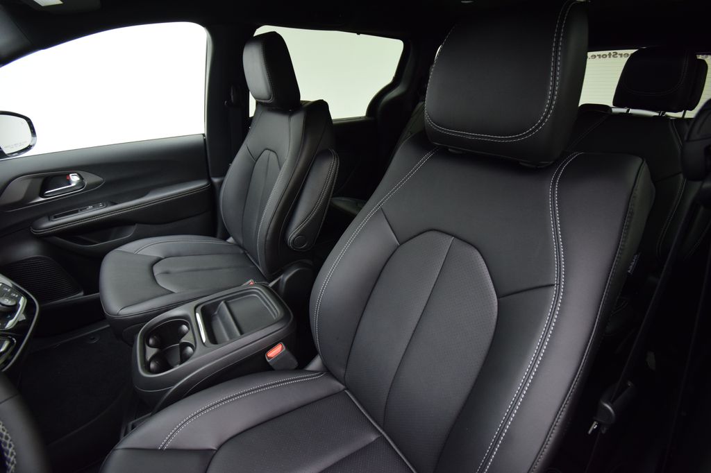 new 2027 Chrysler Pacifica car, priced at $48,250