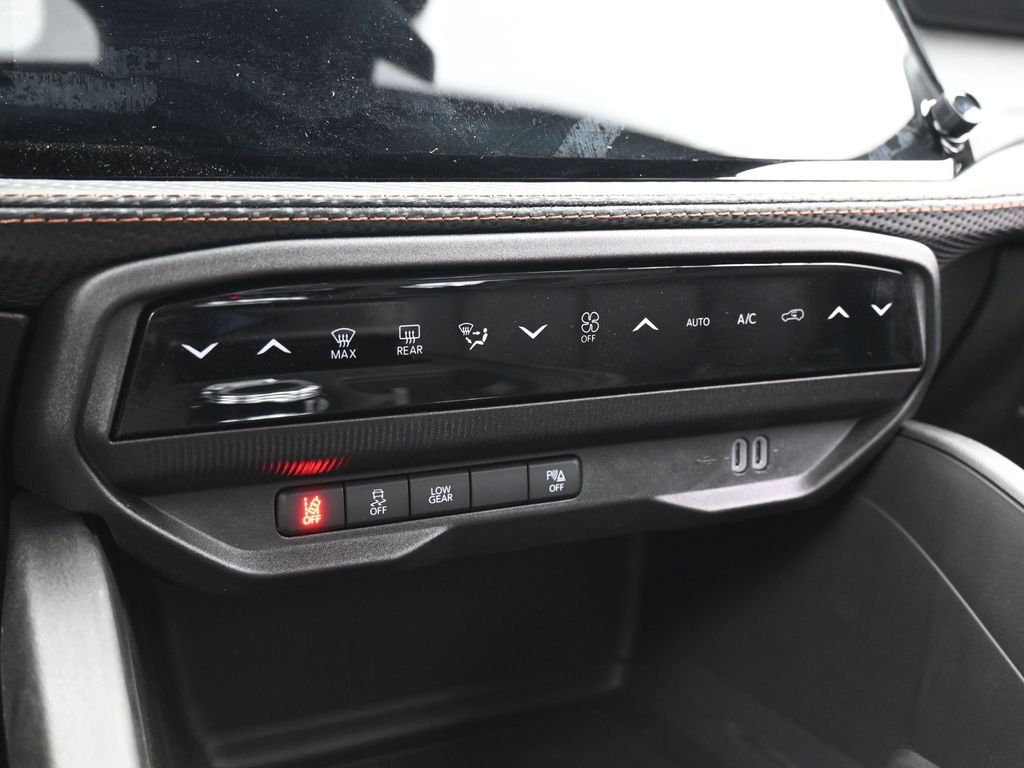 New 2026 Bright White Clearcoat Jeep Overland image 24