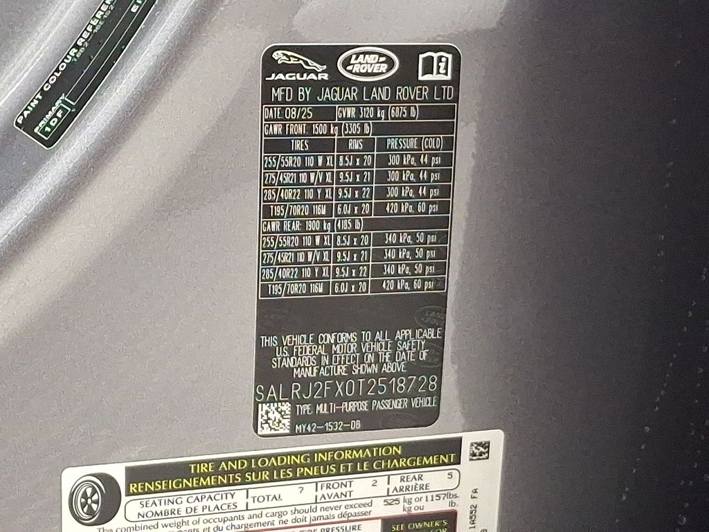 Thumbnail: 2026 Land Rover Discovery - 20