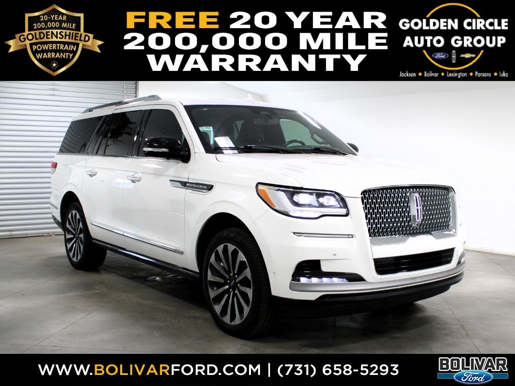Pristine White Metallic Tri-Coat 2024 Lincoln Navigator L Reserve 4WD SUV / Crossover Four-Wheel Drive Automatic