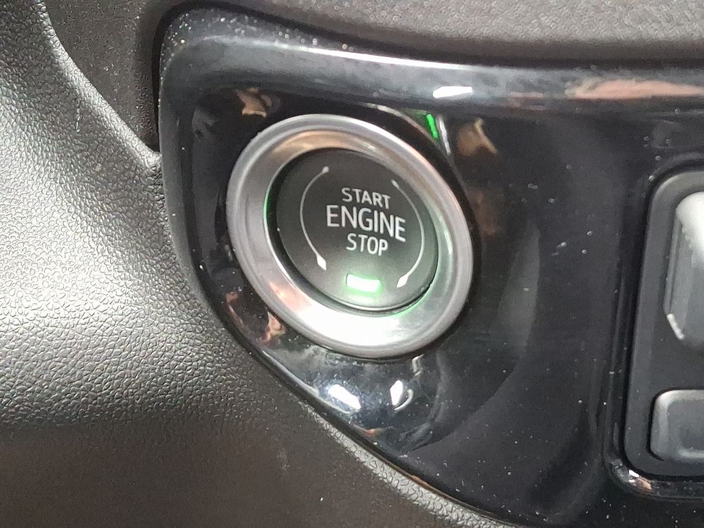 Thumbnail: 2025 Chevrolet Silverado 1500 - 24