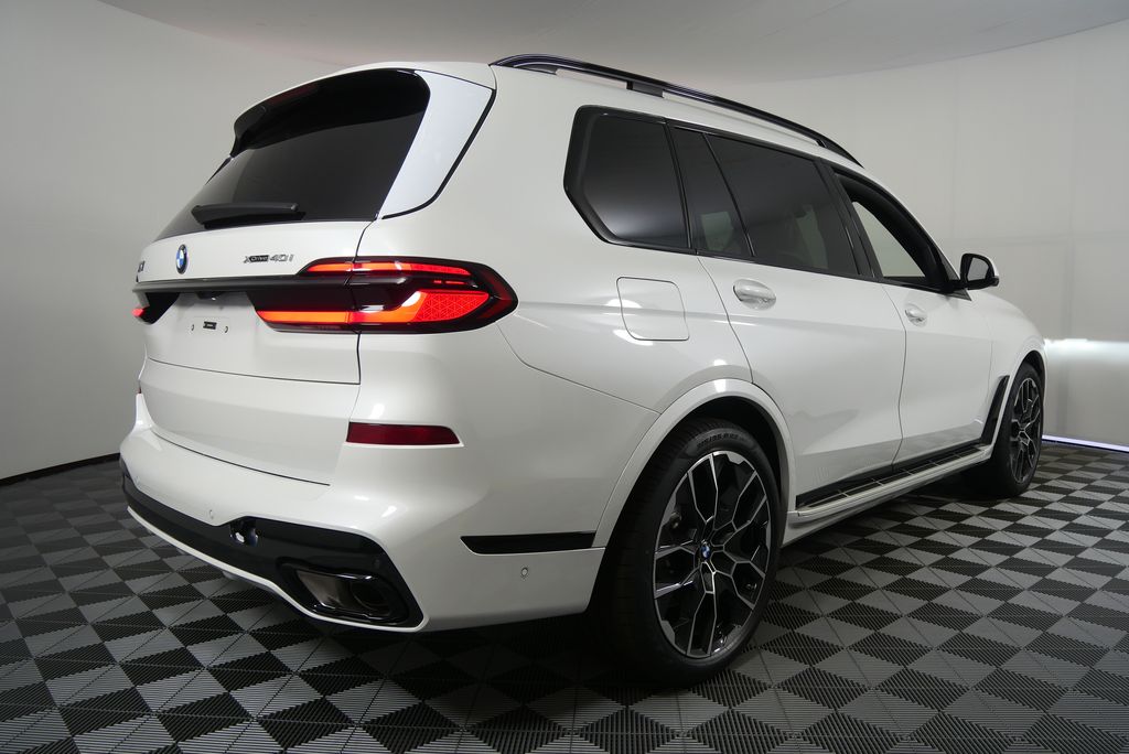 2026 BMW X7 xDrive40i 3