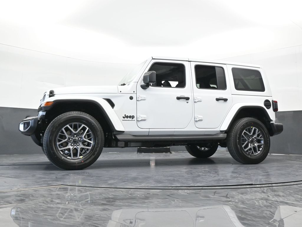 New 2026 Bright White Clearcoat Jeep Sahara image 54