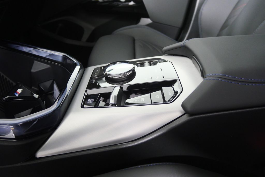 Thumbnail: 2026 BMW X3 - 21