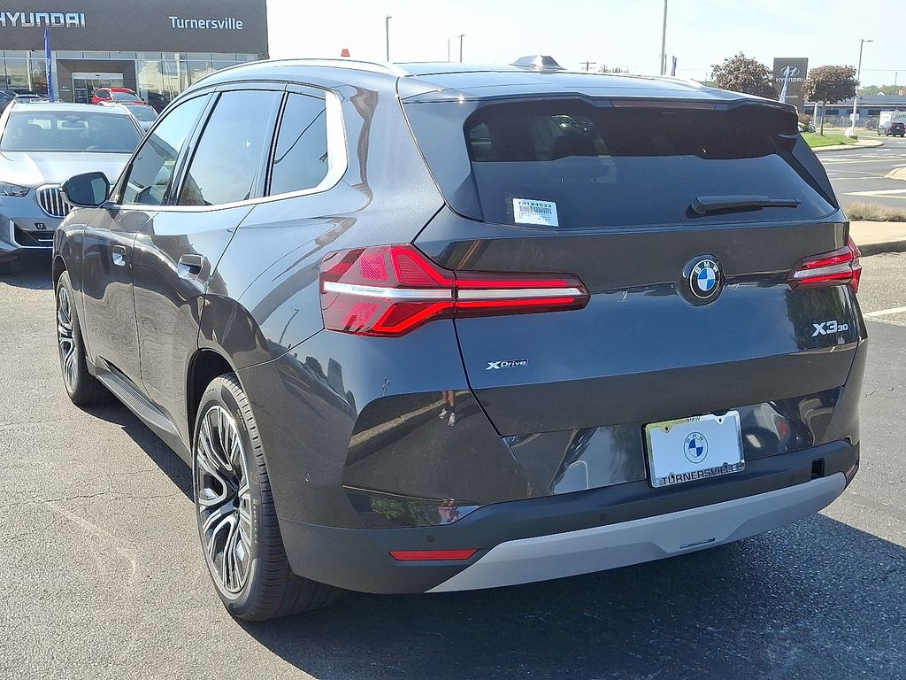 Thumbnail: 2026 BMW X3 - 3