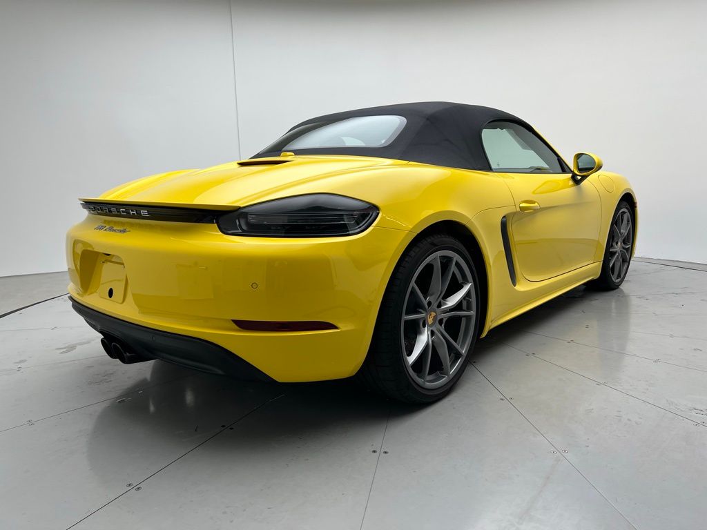 Thumbnail: 2019 Porsche 718 Boxster - 31