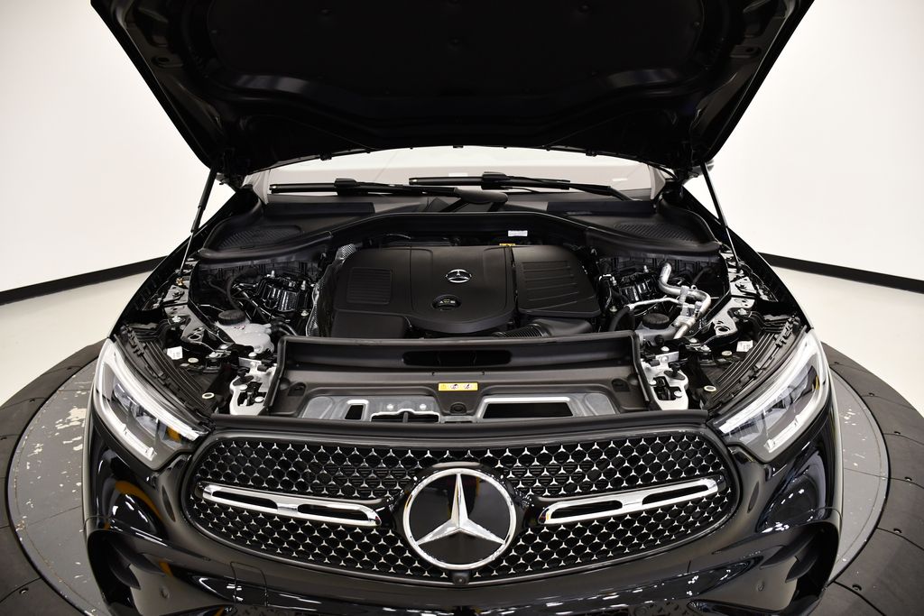 2025 Mercedes-Benz GLC 300 12
