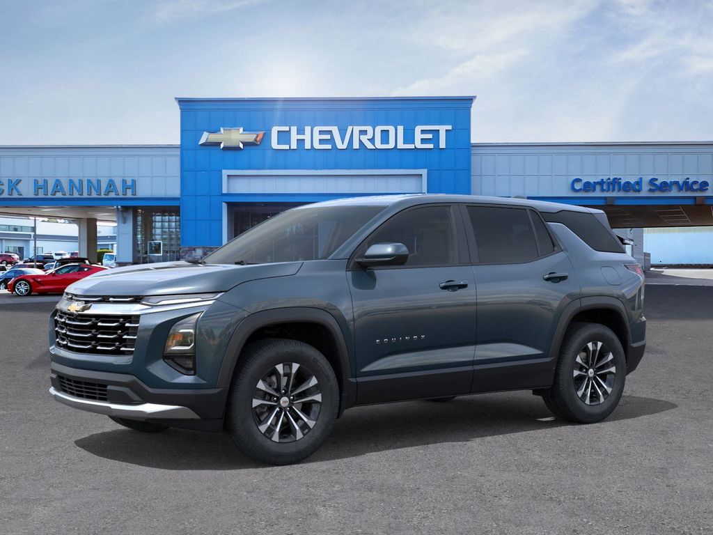 2026 Chevrolet Equinox LT photo 2