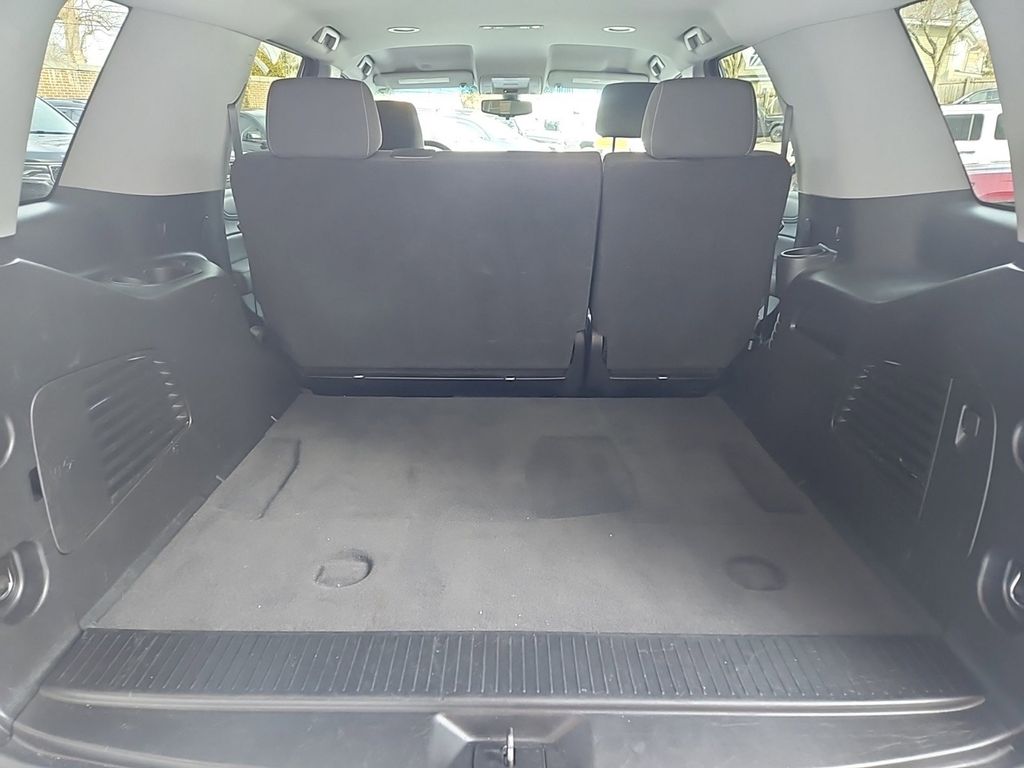 2019 Chevrolet Tahoe LS photo