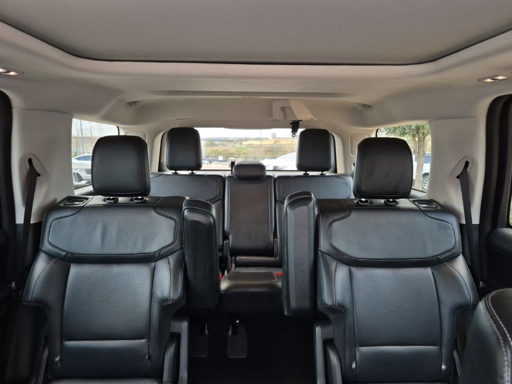 Used Car 2025 Ford Expedition  Platinum For Sale Under $80,000 In Austin, Texas