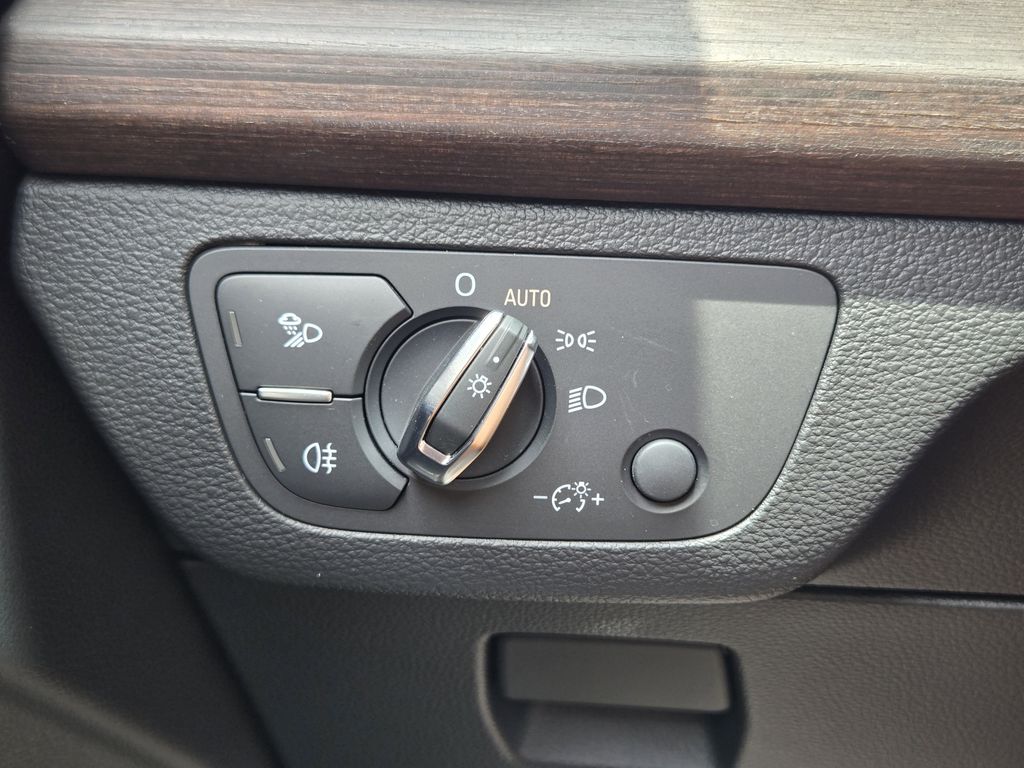 used 2024 Audi Q5 Sportback car, priced at $33,392