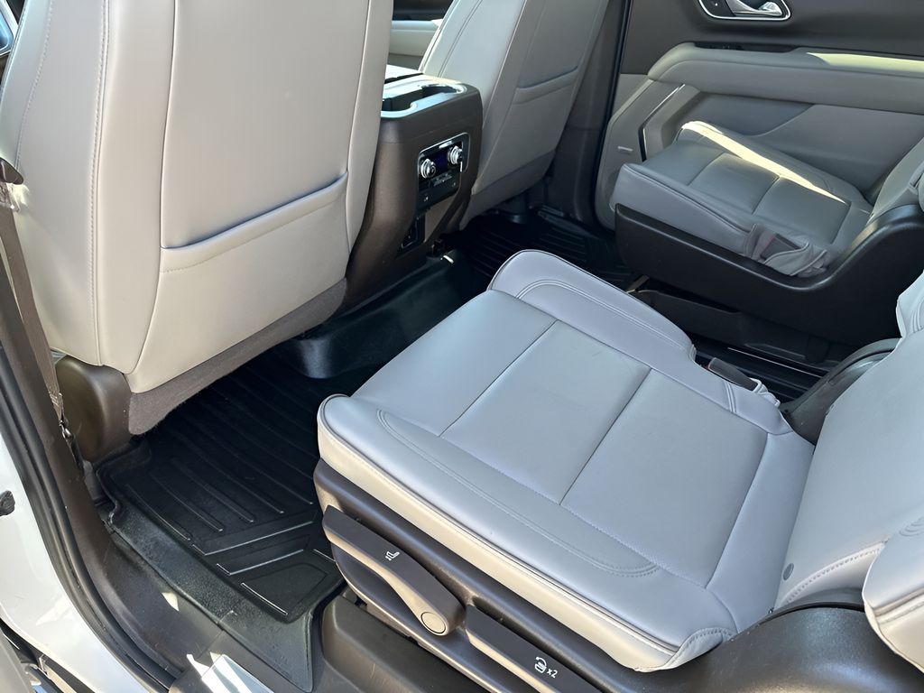 Used Car 2023 Gmc Yukon Xl  Slt For Sale Under $50,000 In Austin, Texas