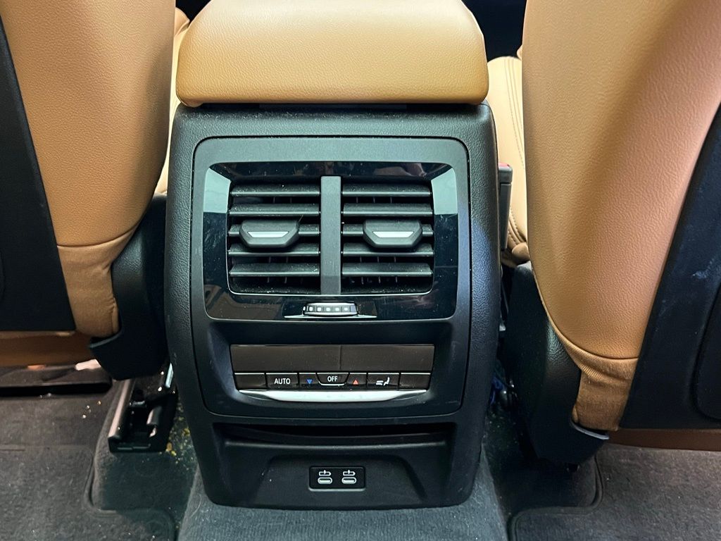 Thumbnail: 2023 BMW X3 - 9