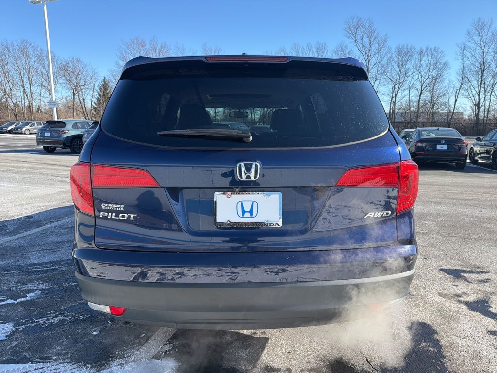 Thumbnail: 2018 Honda Pilot - 4