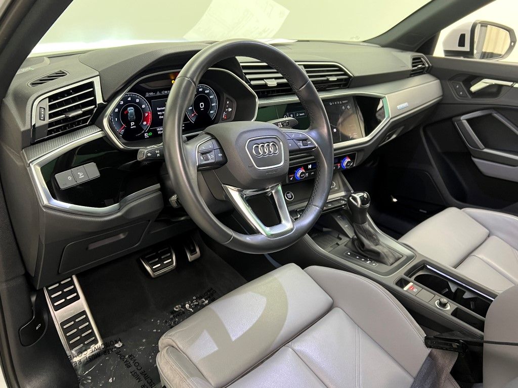 Thumbnail: 2023 Audi Q3 - 26