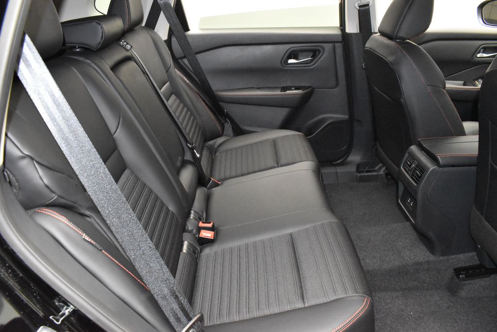 Thumbnail: 2026 Nissan Rogue - 29