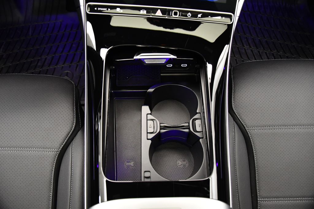 Thumbnail: 2025 Mercedes-Benz C-Class - 29