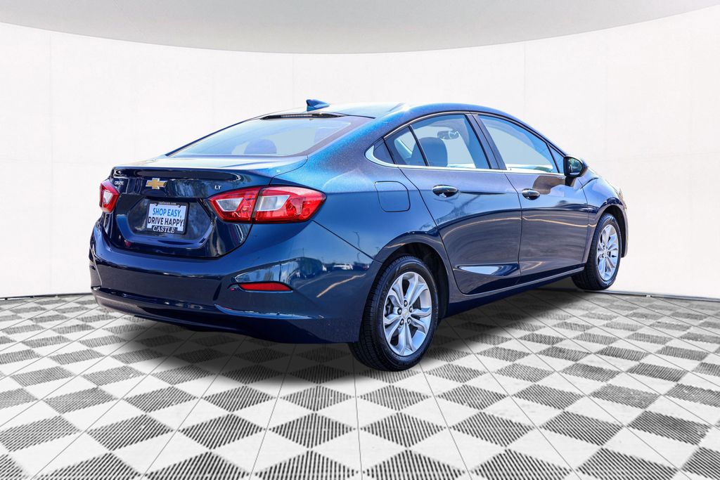 2019 Chevrolet Cruze LT 8