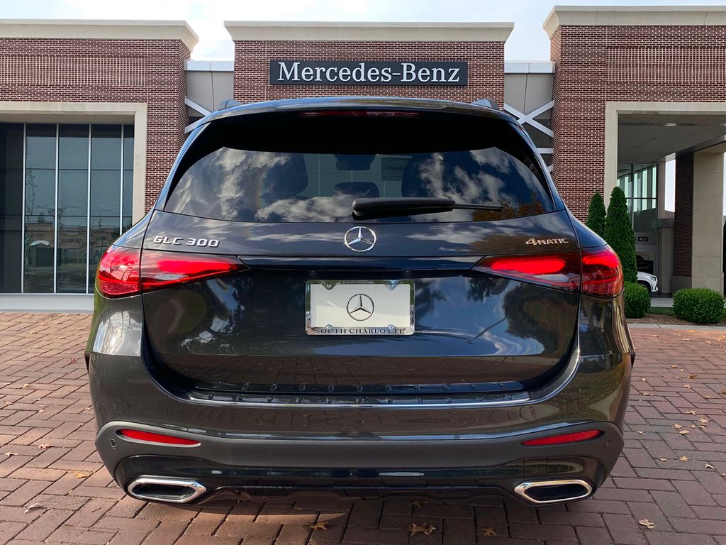 Thumbnail: 2025 Mercedes-Benz GLC - 5