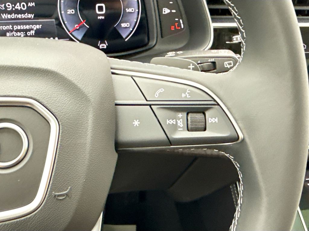 Thumbnail: 2026 Audi Q7 - 13