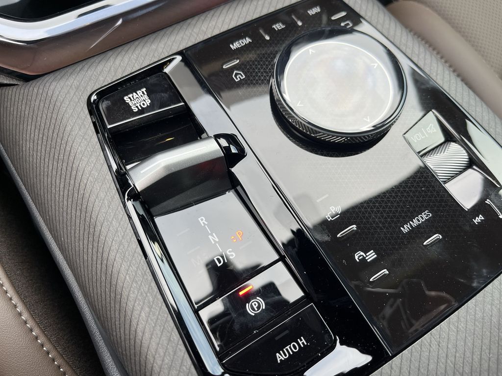 Thumbnail: 2026 BMW X3 - 16