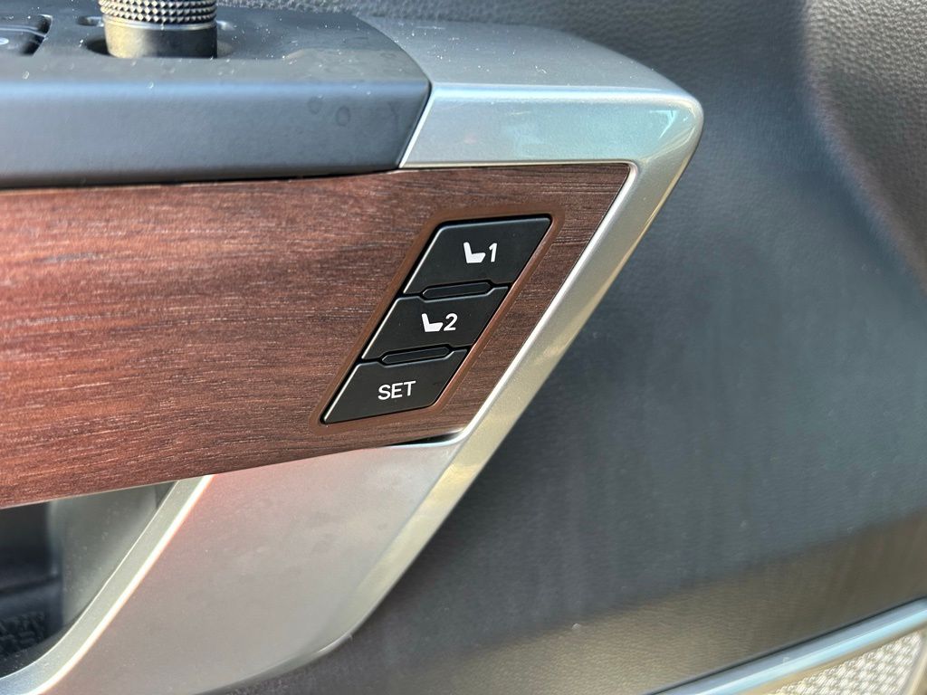 Thumbnail: 2024 Toyota Sequoia - 18