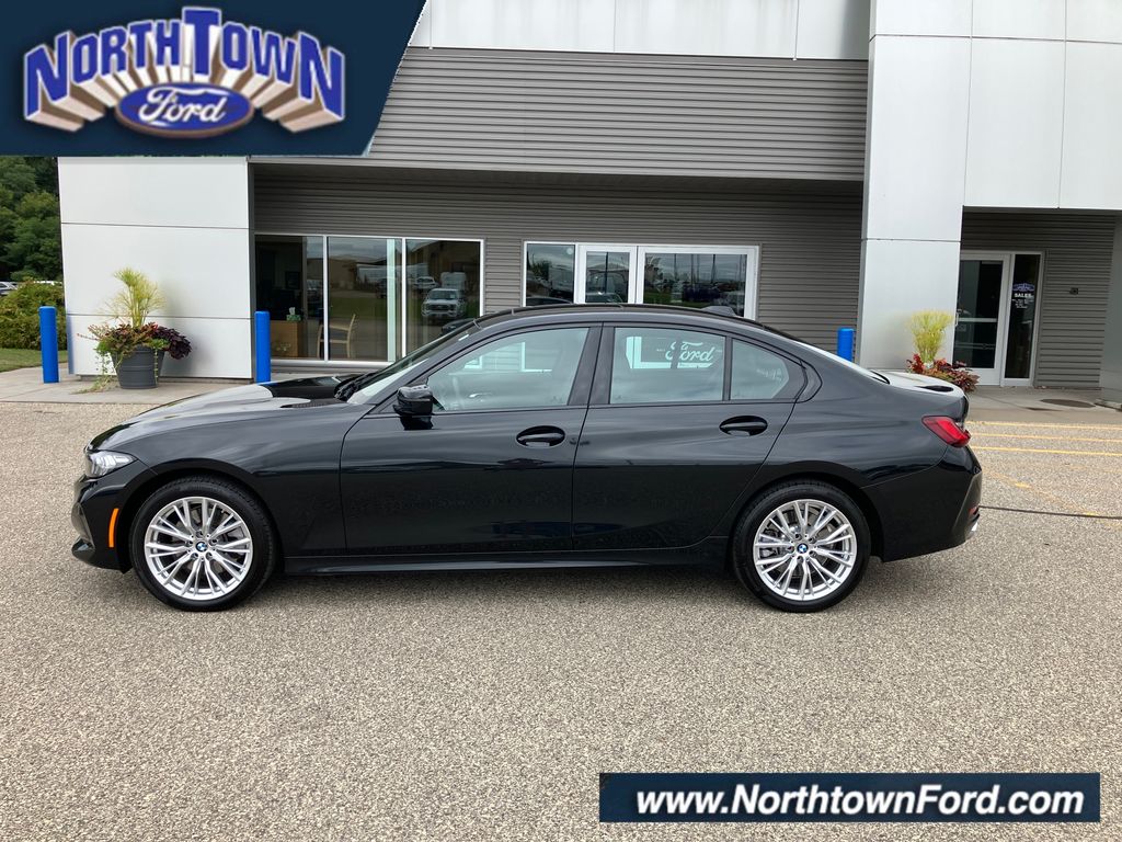 2023 BMW 3 Series 330i xDrive AWD