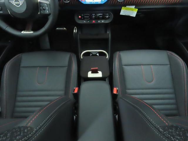 Thumbnail: 2026 MINI Cooper Countryman - 18