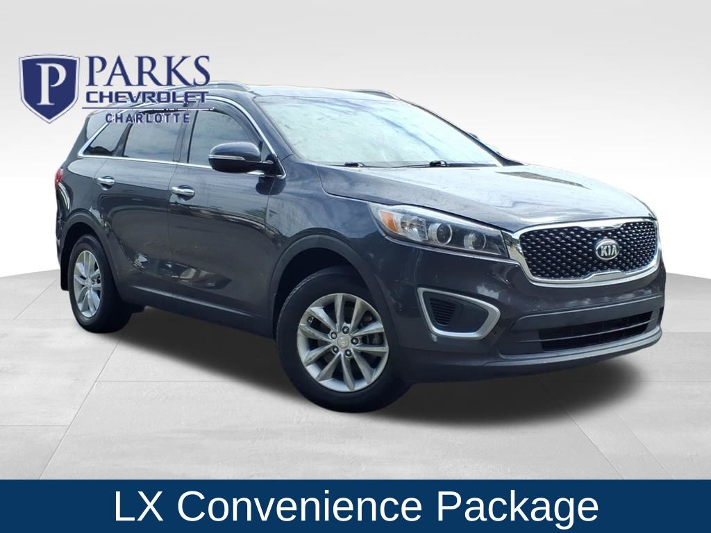 Gray (Platinum Graphite) 2017 Kia Sorento LX FWD SUV / Crossover Front-Wheel Drive 6-Speed Automatic