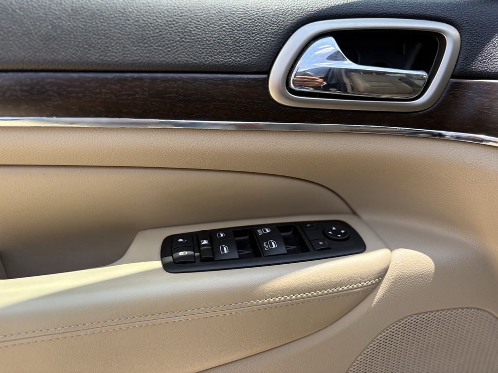 2014 Jeep Grand Cherokee Limited Black at Don McGill Toyota