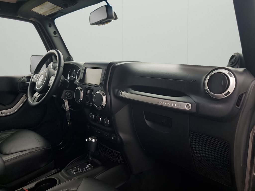 Used Car 2014 Jeep Wrangler  Unlimited Sahara For Sale Under $20,000 In Austin, Texas