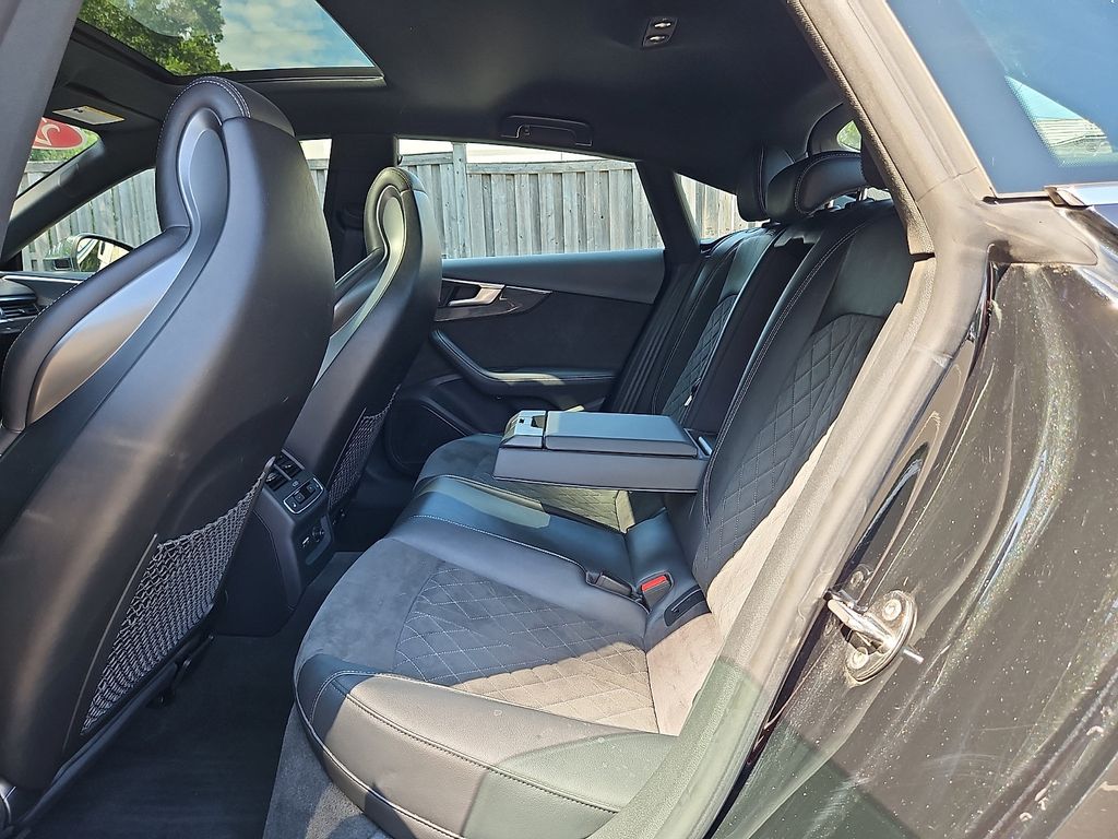 Thumbnail: 2019 Audi S5 - 11