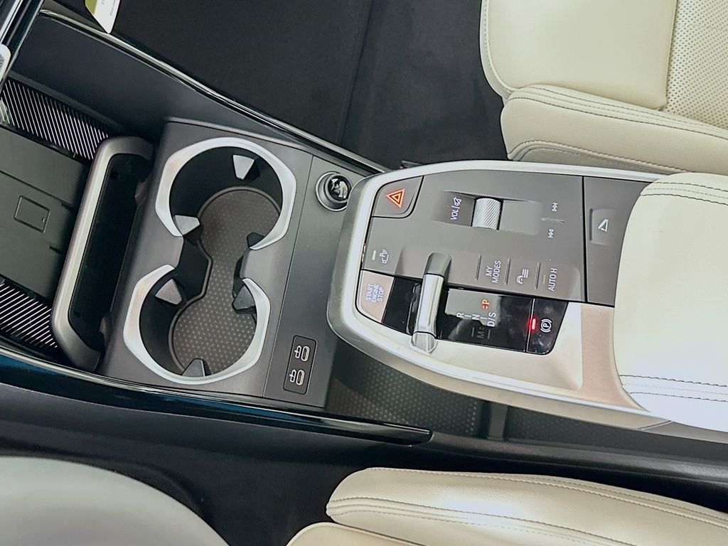 Thumbnail: 2026 BMW X2 - 15