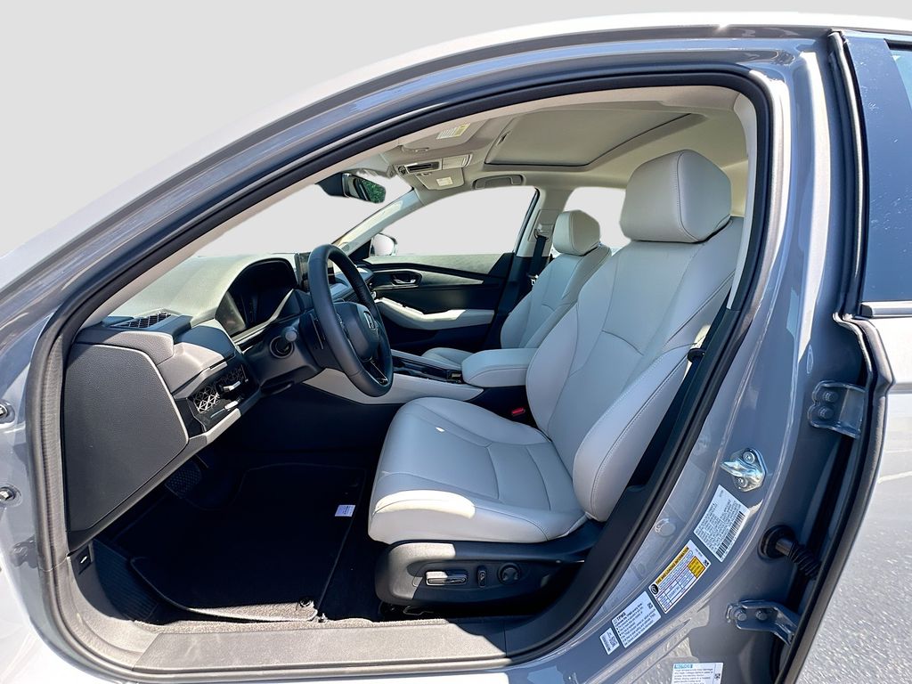 Thumbnail: 2025 Honda Accord - 15