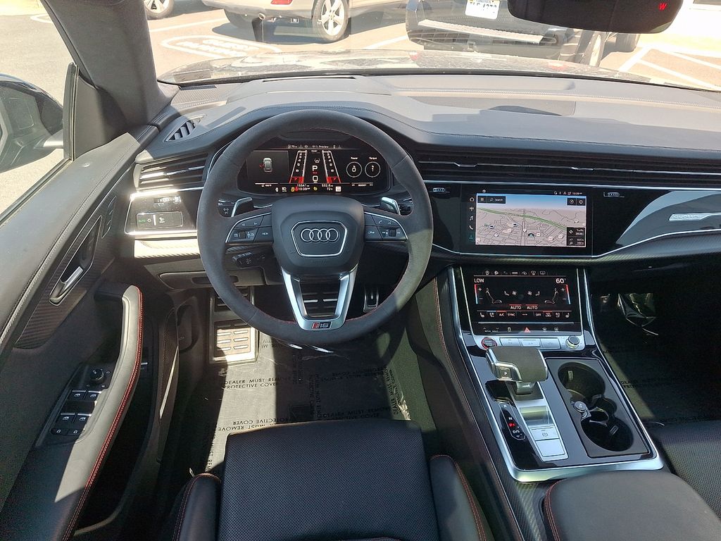 Thumbnail: 2024 Audi RS Q8 - 11