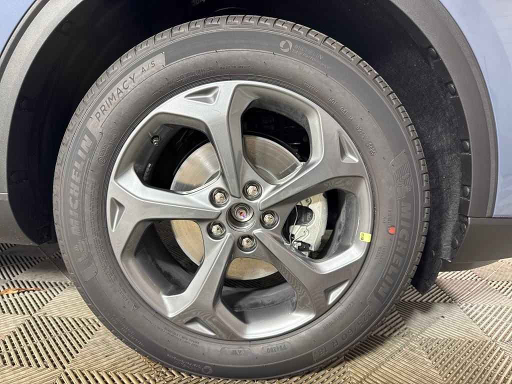 2025 Ford Escape Hybrid ST-Line photo 10