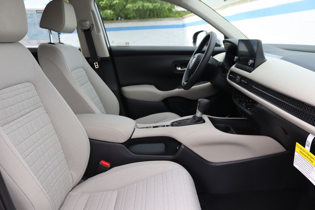 2025 Honda HR-V LX 20