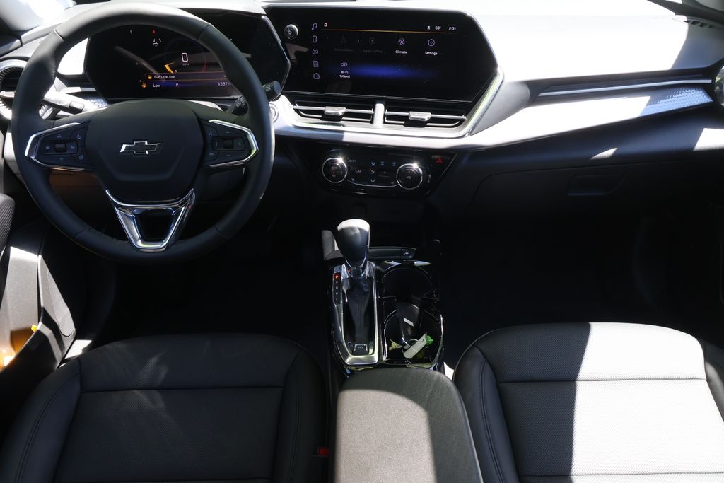 Thumbnail: 2026 Chevrolet Trax - 15