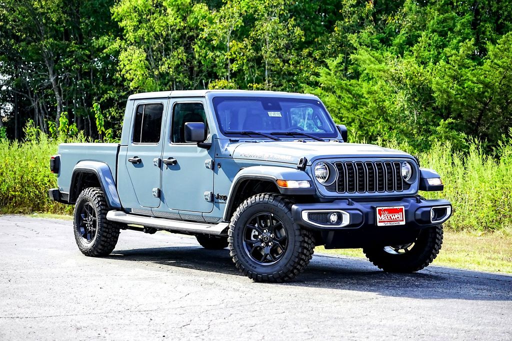 New Car 2025 Jeep Gladiator  For Sale Under $50,000 In Taylor, Texas