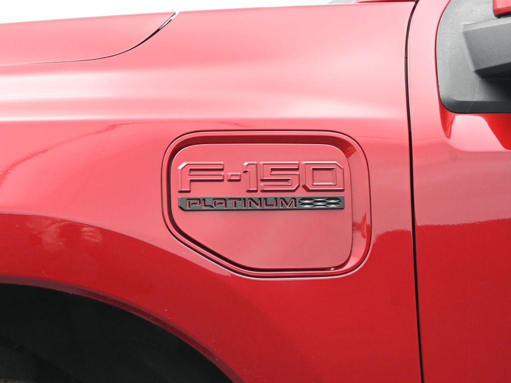 2023 Ford F-150 Lightning Platinum