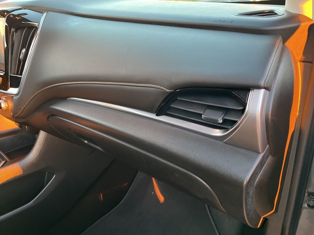 Thumbnail: 2020 Chevrolet Traverse - 30