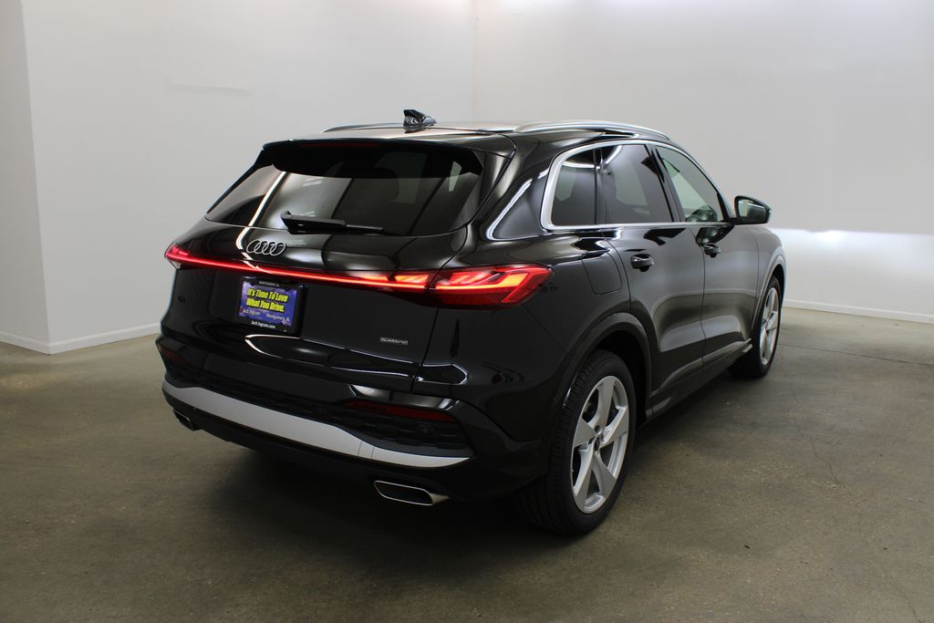 new 2025 Audi Q5 car, priced at $59,890
