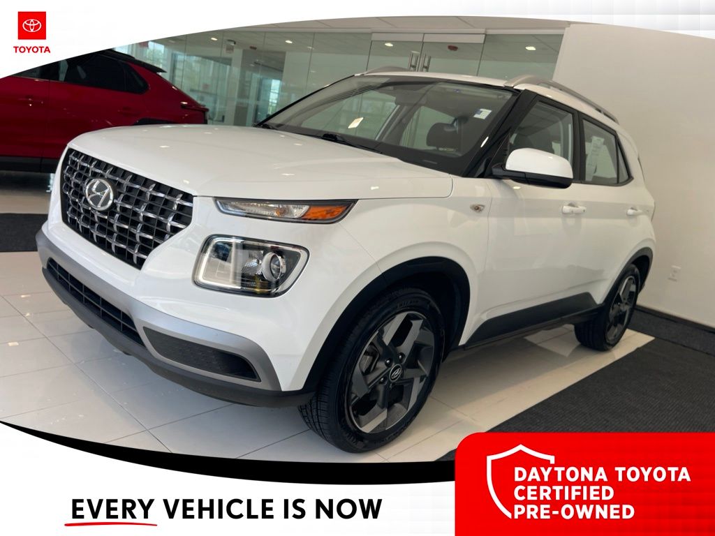 Used 2025 Hyundai Venue SUV