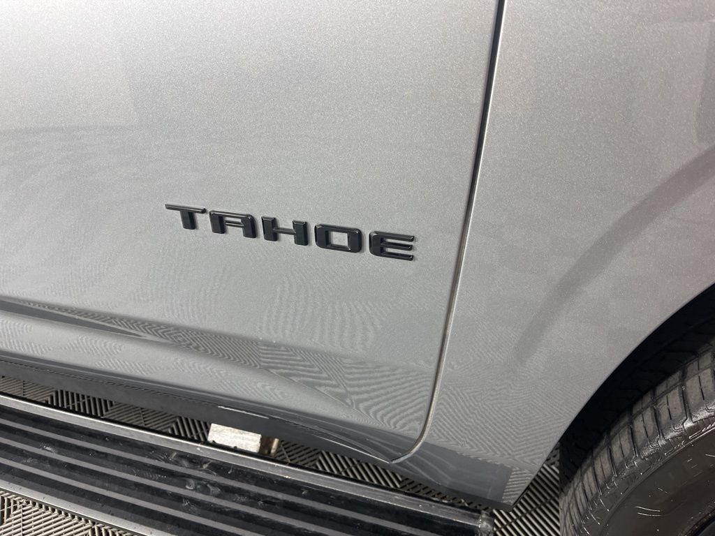 Thumbnail: 2023 Chevrolet Tahoe - 9