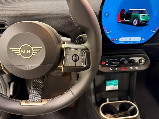 Thumbnail: 2026 MINI Cooper - 14