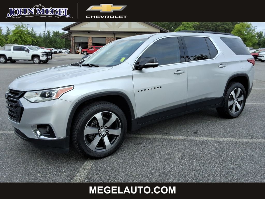 Silver Ice Metallic 2020 Chevrolet Traverse SUV / Crossover Front-Wheel Drive 9-Speed Automatic